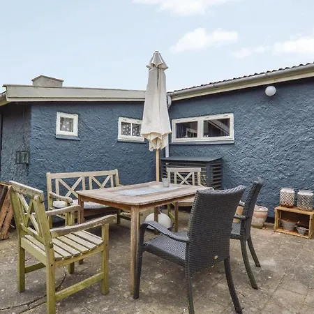 Feriehus Two-bedroom Holiday In